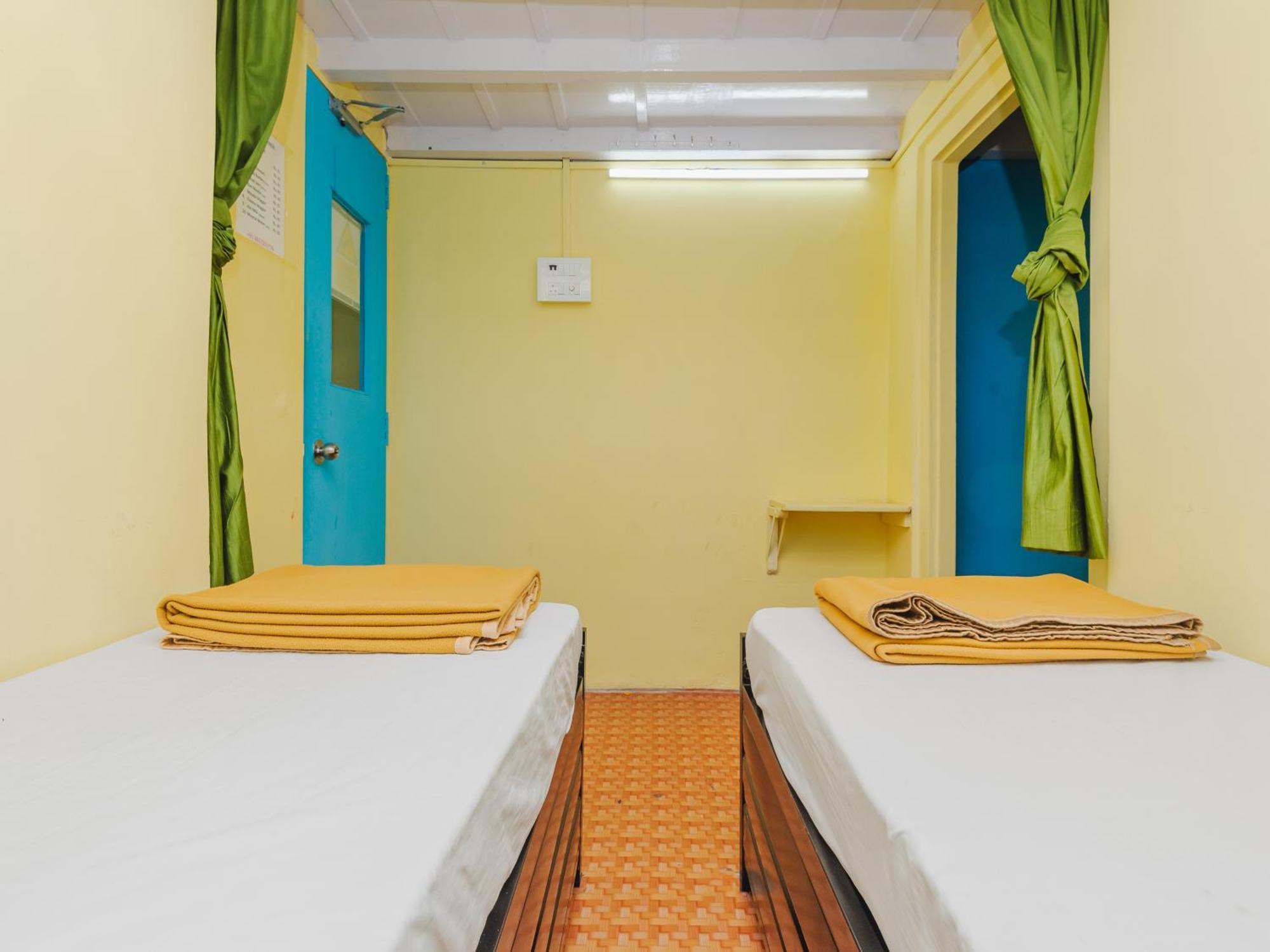 New Dormitory Afra Mumbai Kültér fotó