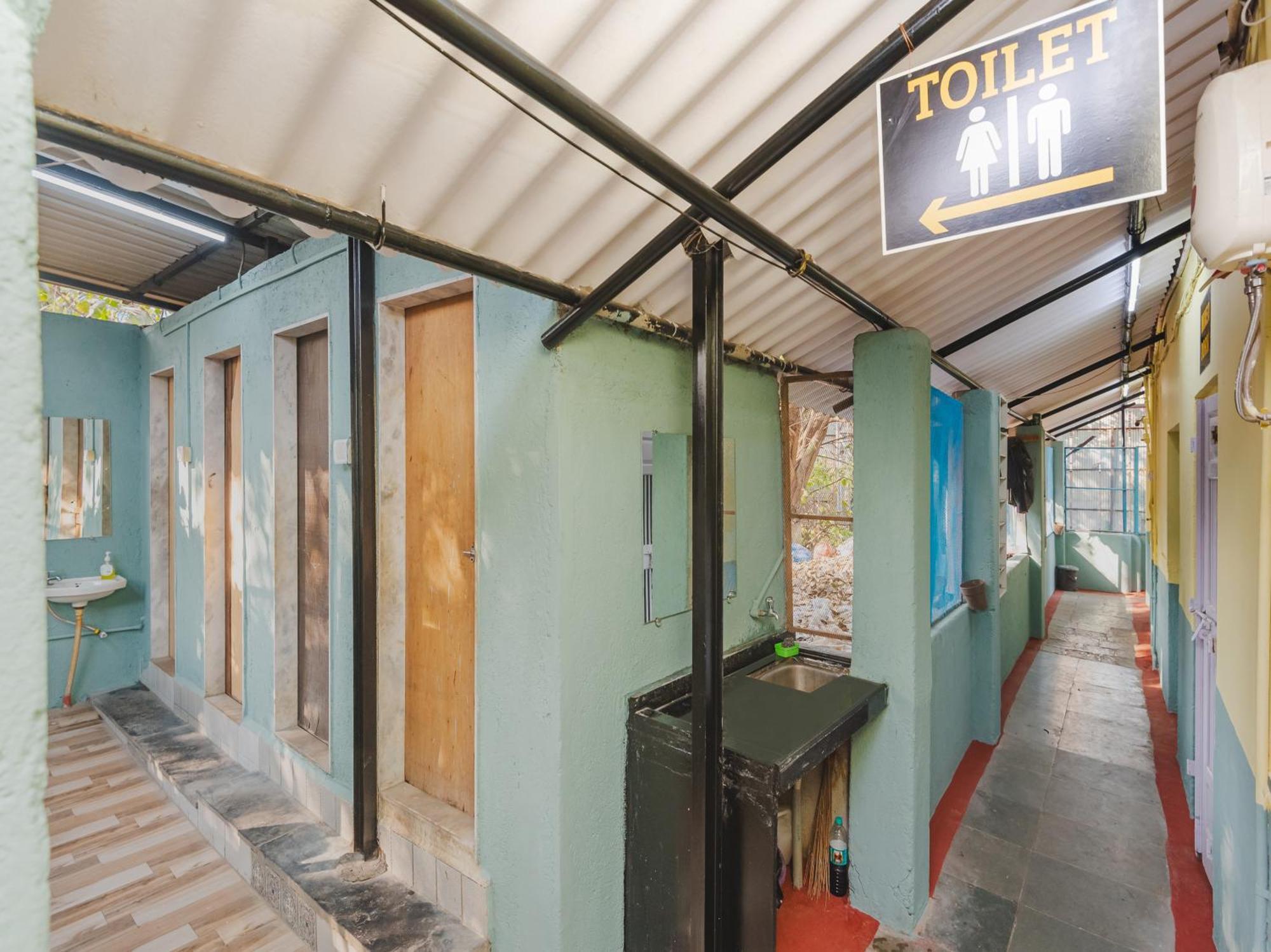 New Dormitory Afra Mumbai Kültér fotó