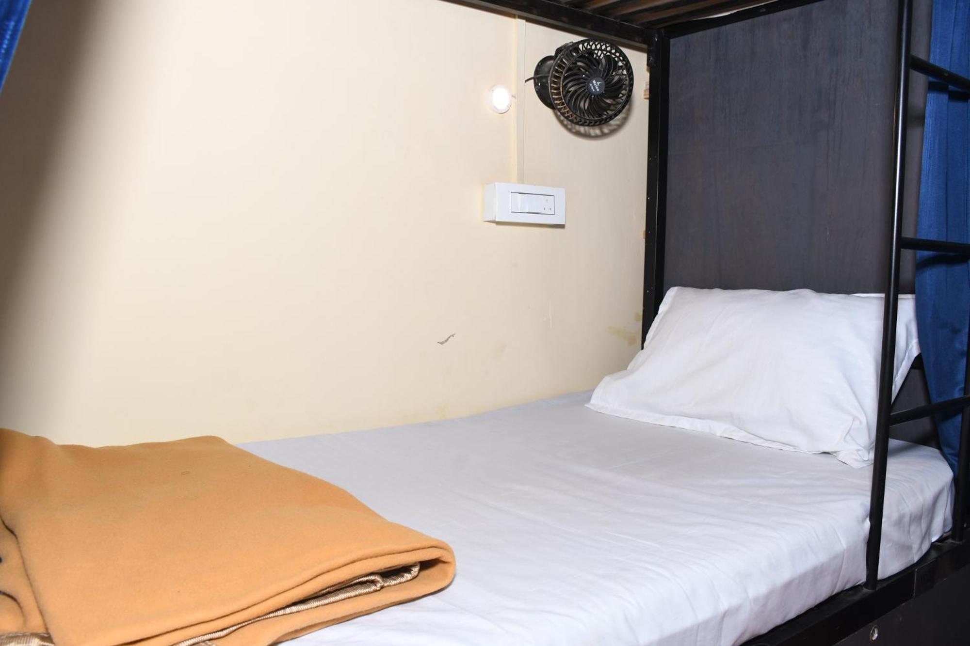 New Dormitory Afra Mumbai Kültér fotó